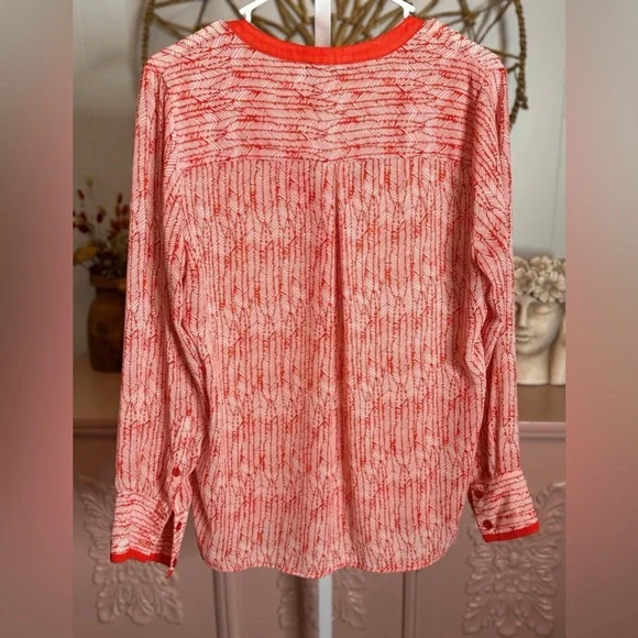 Noir Women’s Medium Women's orange and white Patterned Top - Picture 2 of 6